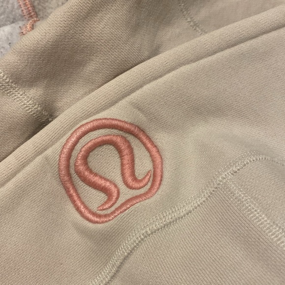 Pink and white lululemon sweater - Picture 4 of 4